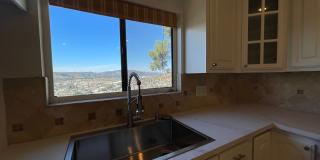 Gorgeous 5 Bed House - Amazing View! Gallery 9