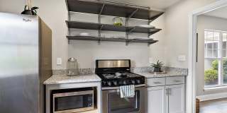 29 Edgewater Apartments Gallery 13