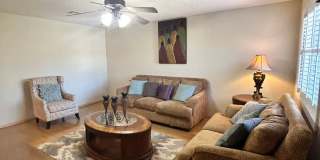 Charming 3-Bedroom Home with Wood Flooring and Large Yard in Yuma Gallery 5