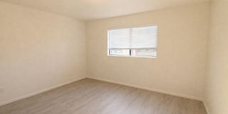 Recently Renovated, Single-Level 2-Bedroom Apartment with Small Fenced Yard. Recently Renovated, Single-Level 2-Bedroom Apartment with Small Fenced Yard. Gallery 6