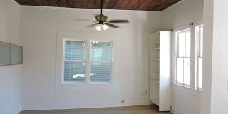 Great Garden District Cottage Gallery 5