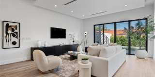 1247 SW 13th Ave Gallery 2