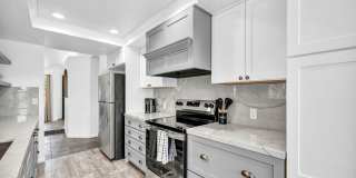 TAHOE-STYLE COUNTRY RETREAT | FULLY FURNISHED SINGLE-LEVEL HOME ON ACREAGE WITH 3-CAR GARAGE Gallery 4
