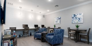 The Oaks on the Lake- Active Adult 55+ Living Gallery 2