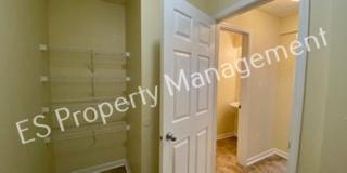 Beautiful 4 Bedroom 2.5 Bath 2 story home in Wildwood Farms on Indy's Southeast side! Gallery 12