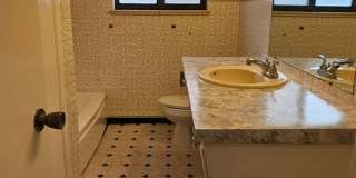 1134-1138 N Akron St Gallery 25