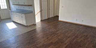 MOVE-IN SPECIAL! $500 OFF FIRST MONTH'S RENT! Large 4-Bedroom, 3-Bathroom House Gallery 6