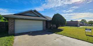 HUGE RENT REDUCTION & AVAILABLE NOW! Gallery 3