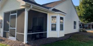 Cute, Convenient Townhome! Gallery 14