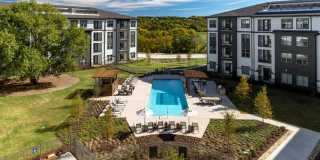 Overture River District - 55+ Apartment Homes Gallery 45