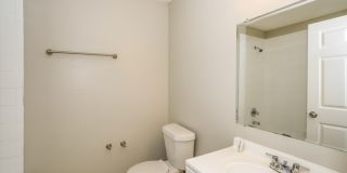 8415 North 10th Street Gallery 13