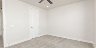 Dog Friendly 3 Bedroom Townhome in Hurricane Gallery 19