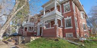 Charming 2BR Condo in Denver Gallery 1