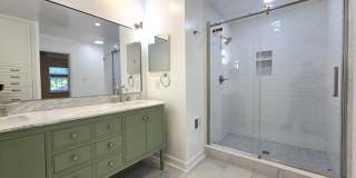 Beautifully Updated 3BR/3.5BA Townhome in Sought-After Westbard Mews!! Gallery 14