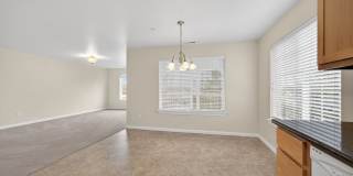 Clean 2 Bedroom. 2 bath apartment Gallery 19