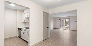 Oval Spring Apartments Gallery 4