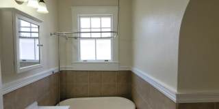 3 Bedroom Apt. steps from Xavier University New Orleans Gallery 7