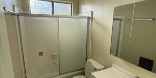 1193 N Ardmore Ave Gallery 1