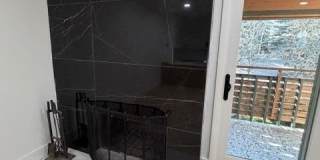 910 W Hallam Street unit: 12 Gallery 10