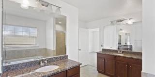 23595 KINGSDALE Terrace Gallery 29