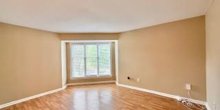 Newly Remodeled 2BD, 1.5BA Raleigh Condo in Prime Location with HOA Amenities Gallery 9