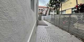 833 W 39th St Gallery 11