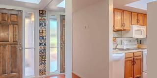 Beautiful and cozy 1BR Townhome in Green Valley Gallery 10