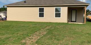 Don’t Miss Out! 3-Bedroom, 2-Bath Home in Deer Brook Crossing – Available Soon Gallery 23