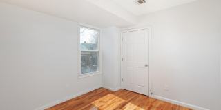 131 Armstrong Ave Gallery 17
