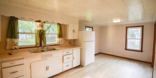 Private 2BR Austin MN Home on Quiet Dead‑End Gallery 11