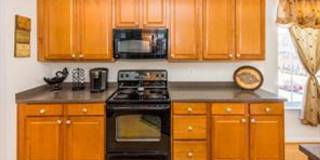 COMING SOON! June 1st - Beautiful Townhouse with 3rd Floor Master Suite! Gallery 16