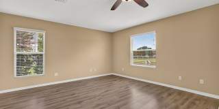 Gated Plant City Gem – Fully Upgraded Home- Resort Style Amenities Gallery 9