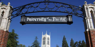 Pacific Commons Gallery 4