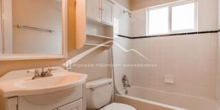 1/2 Duplex with Central AC and Fenced Yard Gallery 15