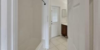 3033 NE 27TH Street Gallery 27