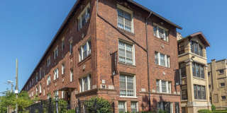 5528 S. Cornell Avenue Gallery 2