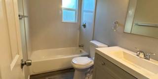 Desirable 3 bedroom 2 bath home Gallery 14