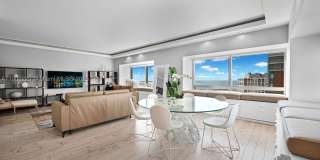1435 Brickell Ave Gallery 1