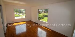 4-Bedroom Home – Renovated Kitchen and 4-Season Sunroom on a Corner Lot Gallery 8