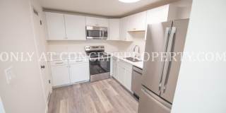 The Ivy on 5th Gallery 11