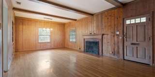 CHARMING ALAMO HEIGHTS COTTAGE Gallery 8