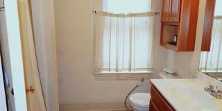 Historic 5 Bed 1.5 Bath in York Gallery 10