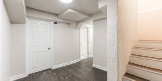 1809 Euclid Avenue Gallery 32