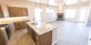 Dog Friendly 3 Bedroom Townhome in Hurricane Gallery 7