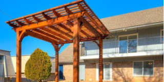 MacArthur Place Gallery 10