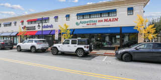 Ashbridge Gallery 44