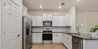3-bedroom home located in Cedarbrook Estates! 3-bedroom home located in Cedarbrook Estates! Gallery 5