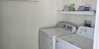 274 E 8th St / Reserve Now! WALK TO DOWNTOWN AND CHICO STATE Gallery 3