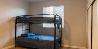 5121 Tipton Street Gallery 22