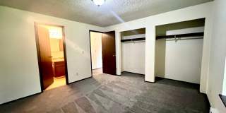 Upper-Floor Unit in Fourplex near Tacoma Mall Upper-Floor Unit in Fourplex near Tacoma Mall Gallery 19
